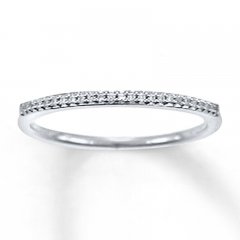 Previously Owned Diamond Ring 1/15 ct tw Round 10K White Gold