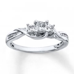 3-Stone Diamond Ring 1/2 ct tw Princess-cut 10K White Gold