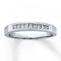 Previously Owned Band 1/4 ct tw Diamonds 14K White Gold